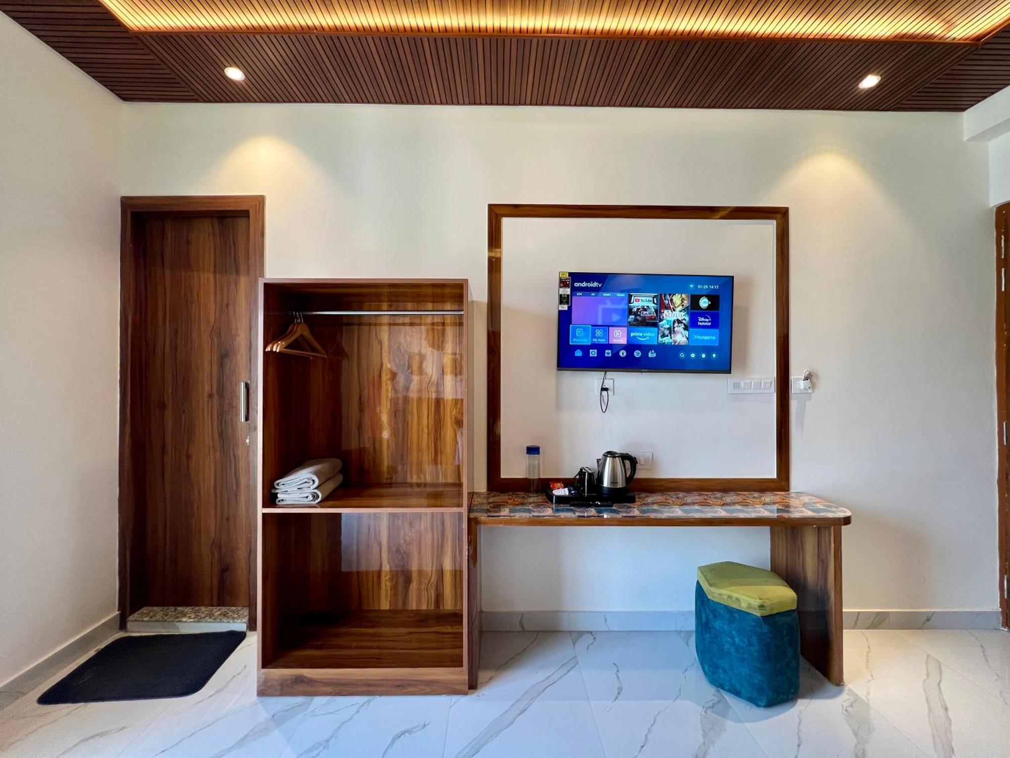 The Hosteller Rishikesh, Upper Tapovan Екстер'єр фото