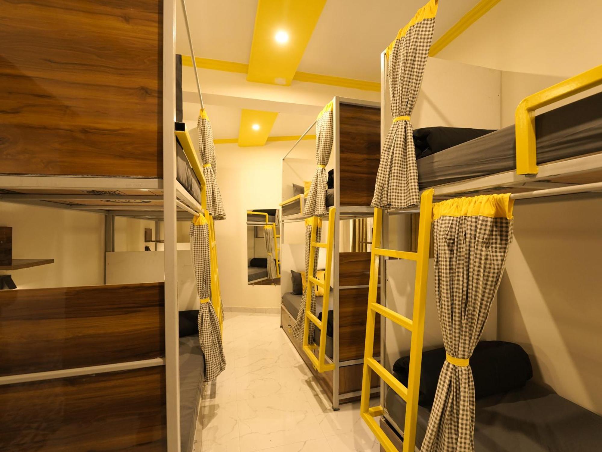 The Hosteller Rishikesh, Upper Tapovan Екстер'єр фото